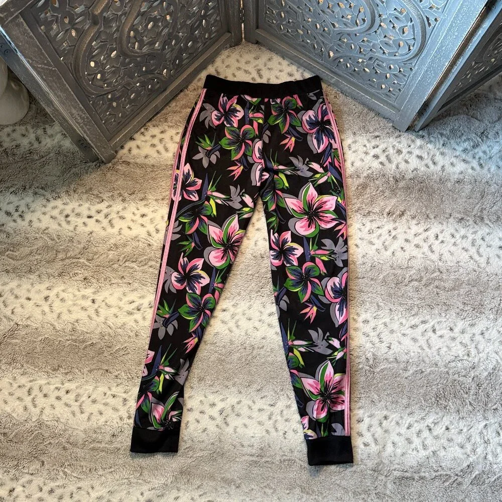 Adidas bright floral joggers girls size 14 sporty athletic activewear barbiecore